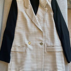 Finders keepers navy blazer